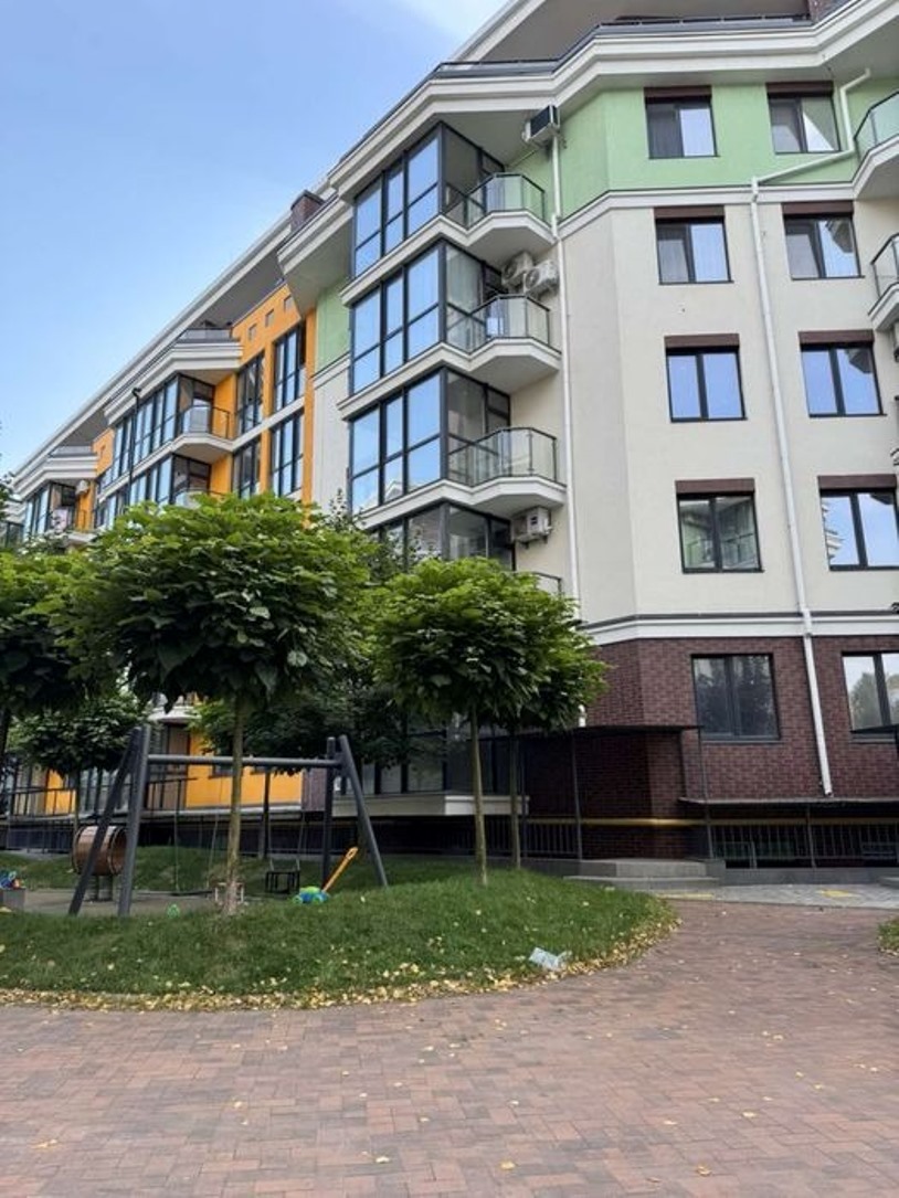 Продажа 2-комнатной квартиры 75 м², Радистов ул.