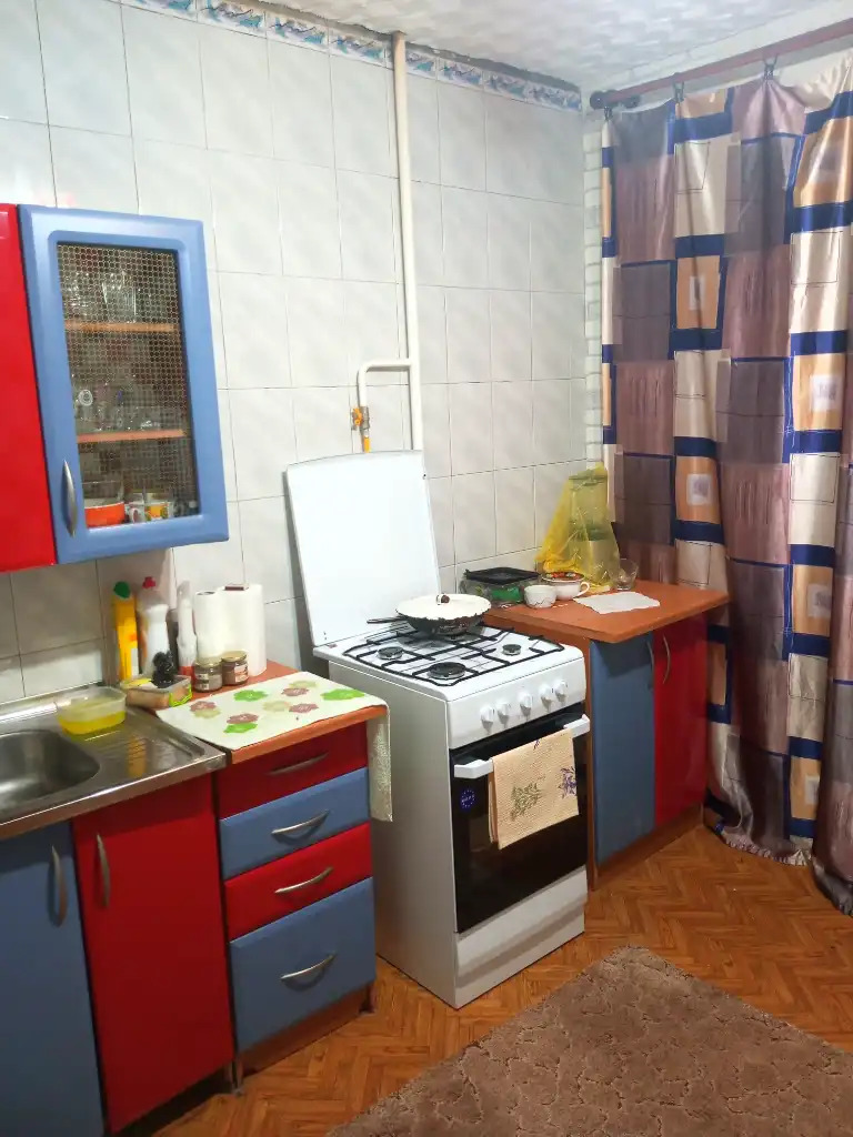Продаж 2-кімнатної квартири 55 м², Героїв просп., 37