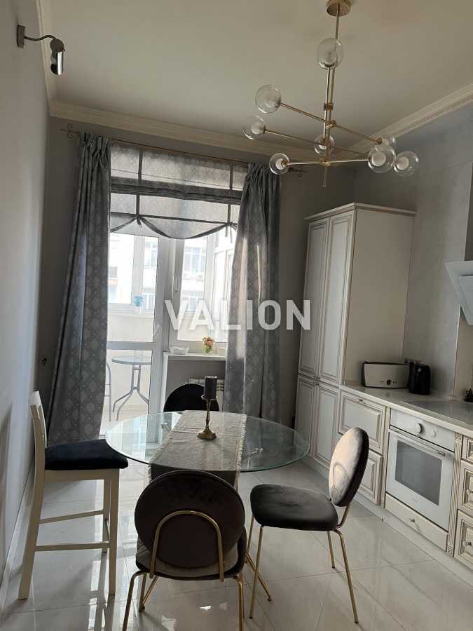 Продажа 3-комнатной квартиры 88.4 м², Красноткацкая ул., 43