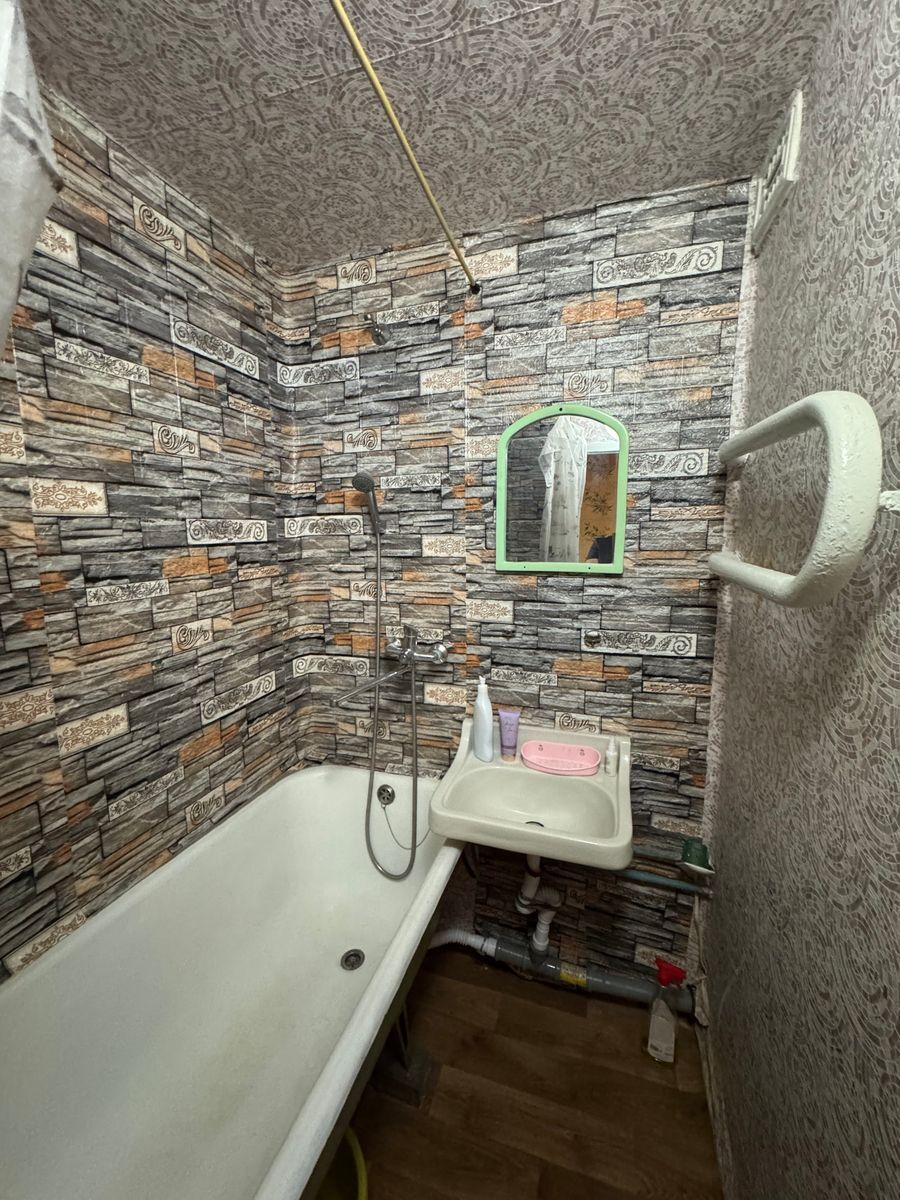 Продажа 3-комнатной квартиры 70.1 м², Маршала Малиновского ул., 7А