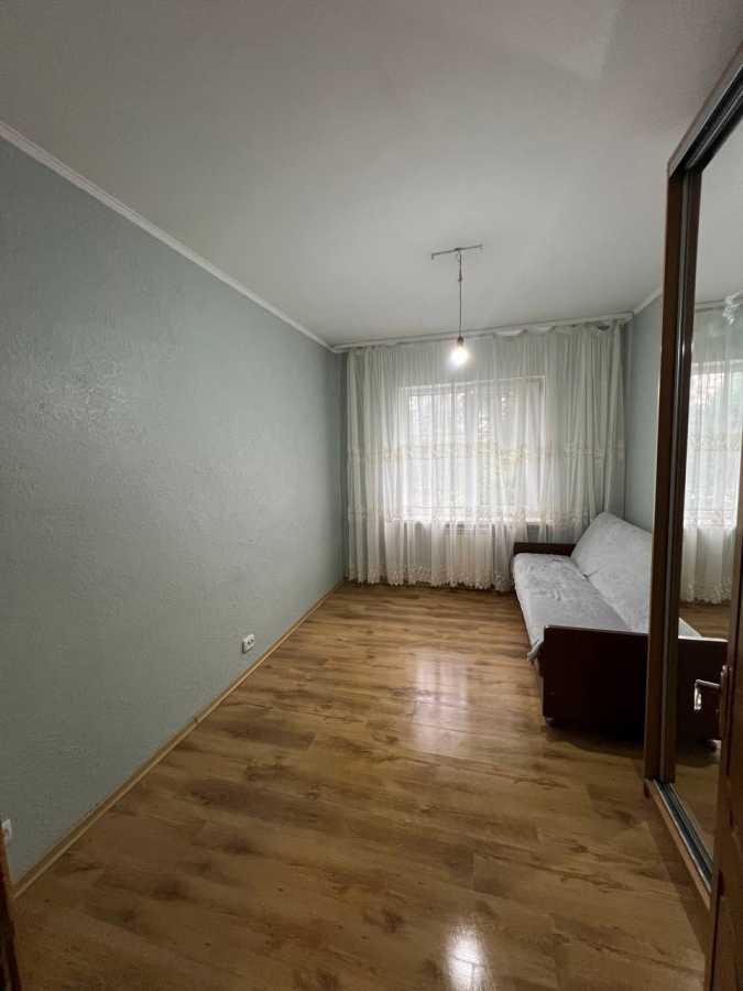 Продажа 3-комнатной квартиры 78 м², Николая Закревского ул., 39А