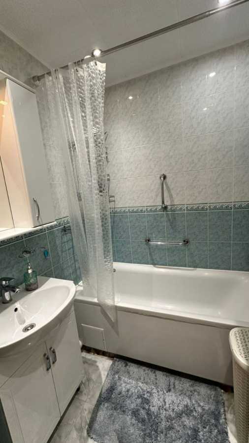 Аренда 3-комнатной квартиры 71 м², Анны Ахматовой ул., 14Б