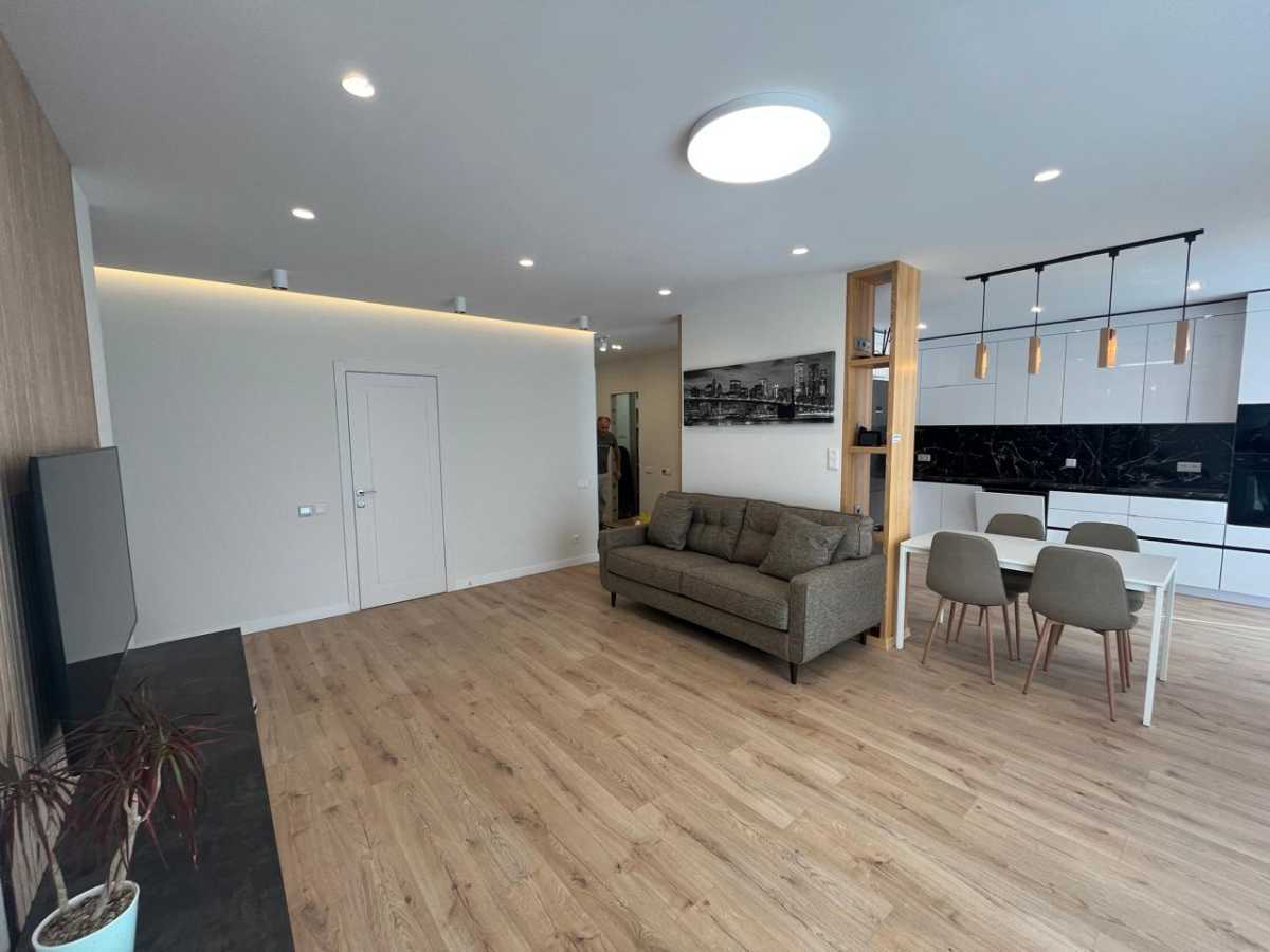 Аренда 3-комнатной квартиры 92.5 м², Князя Романа Мстиславича, 28А