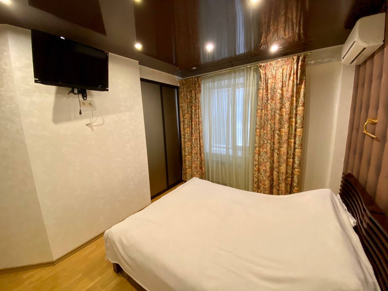 Аренда 2-комнатной квартиры 61 м², Александра Поля просп.