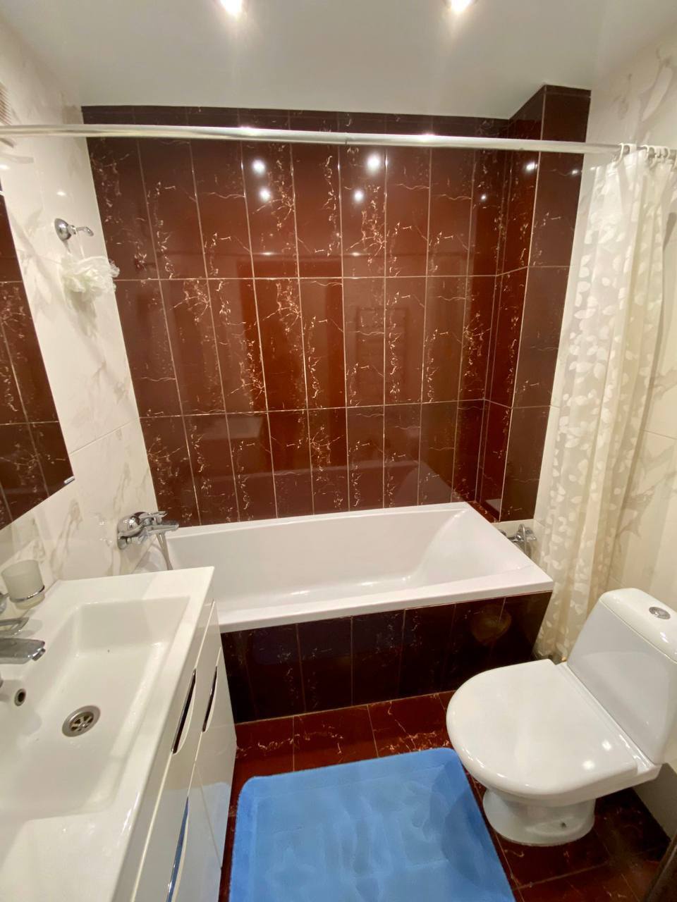 Аренда 2-комнатной квартиры 61 м², Александра Поля просп.