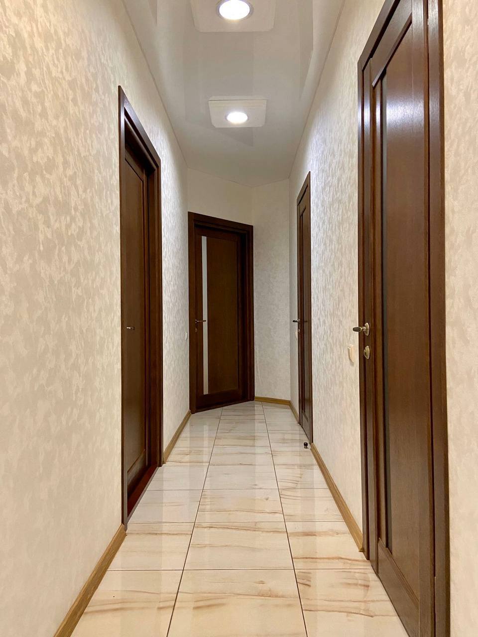 Аренда 2-комнатной квартиры 61 м², Александра Поля просп.