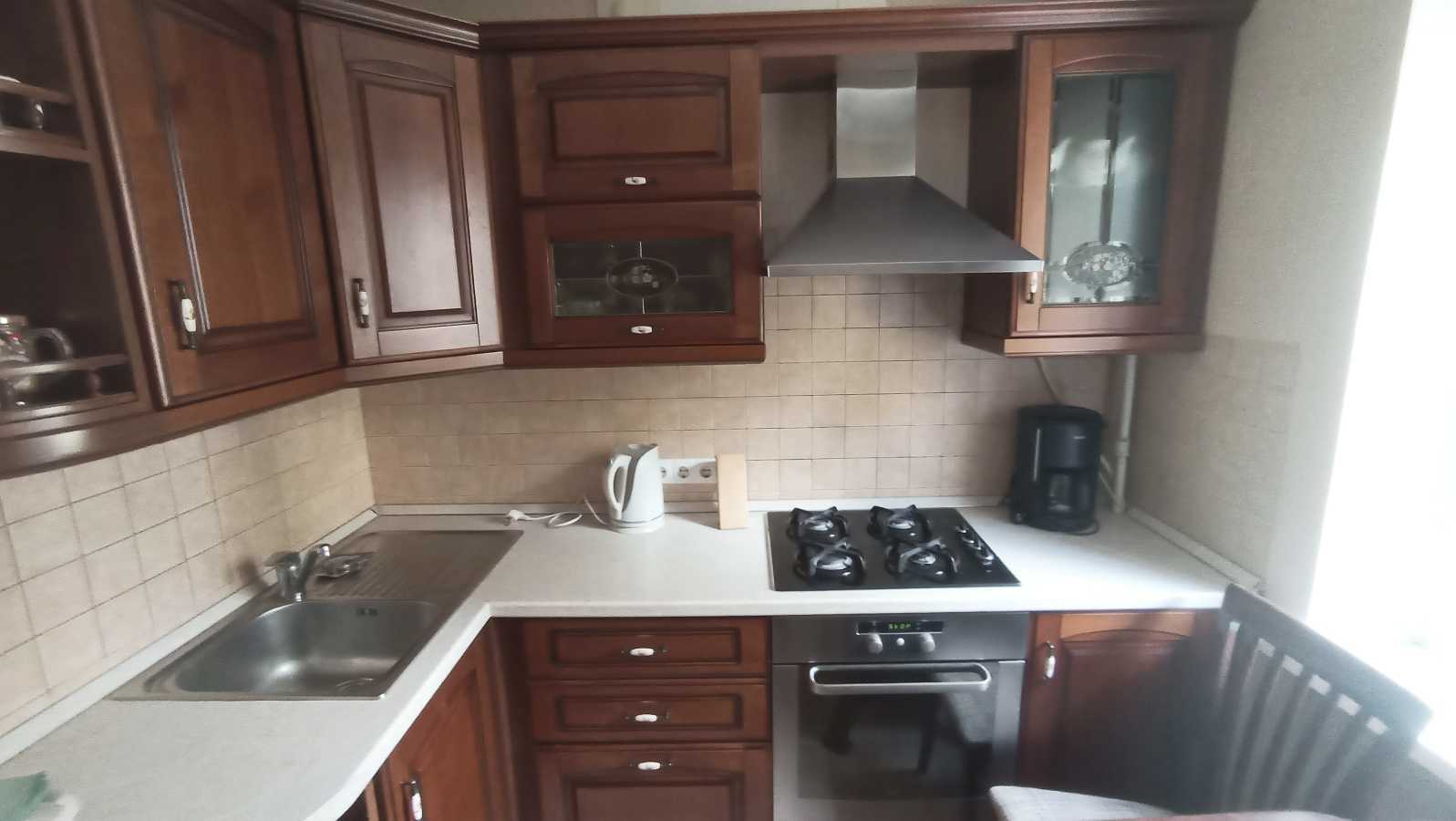 Продажа 3-комнатной квартиры 60 м², Ушинского ул., 10