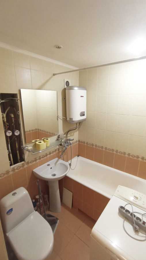 Продажа 3-комнатной квартиры 60 м², Ушинского ул., 10