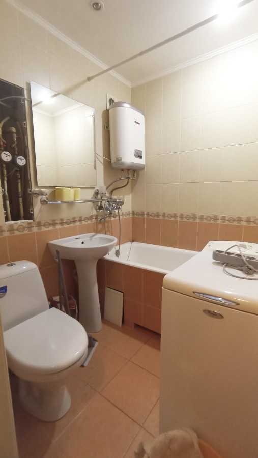 Продажа 3-комнатной квартиры 60 м², Ушинского ул., 10