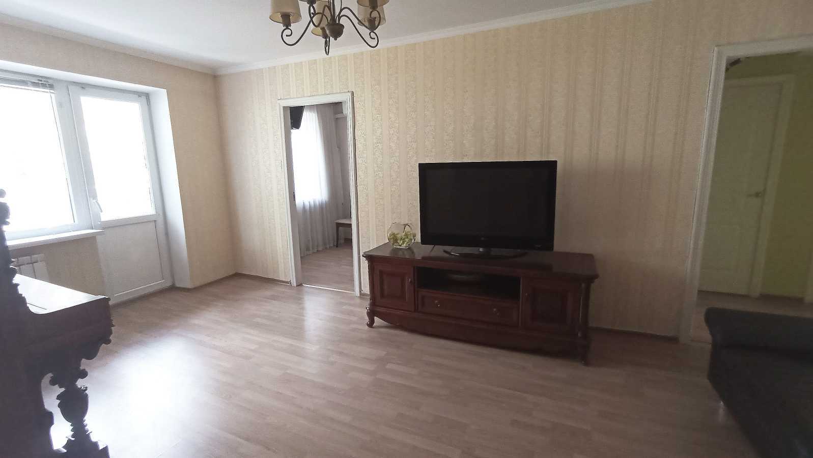 Продажа 3-комнатной квартиры 60 м², Ушинского ул., 10