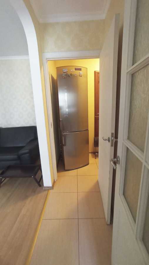 Продажа 3-комнатной квартиры 60 м², Ушинского ул., 10
