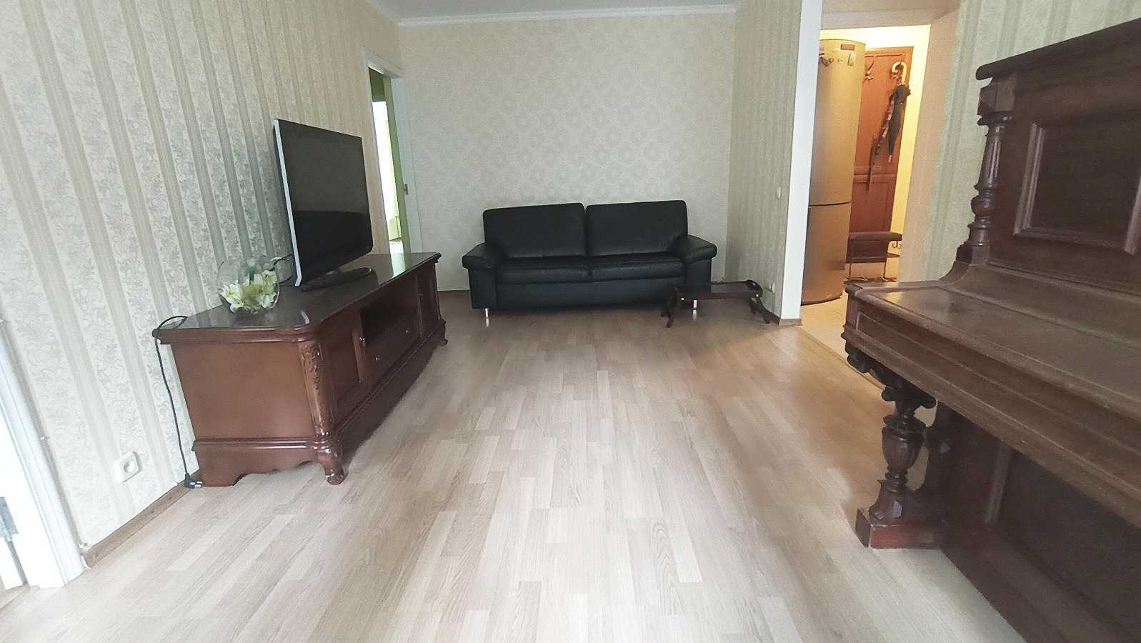 Продажа 3-комнатной квартиры 60 м², Ушинского ул., 10
