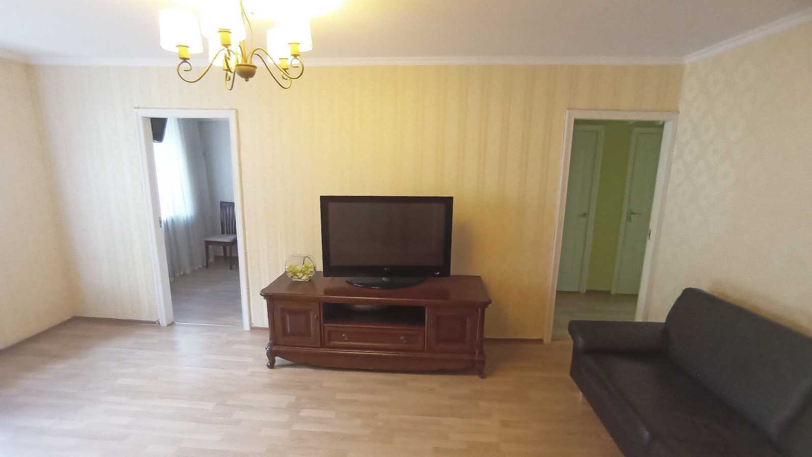 Продажа 3-комнатной квартиры 60 м², Ушинского ул., 10