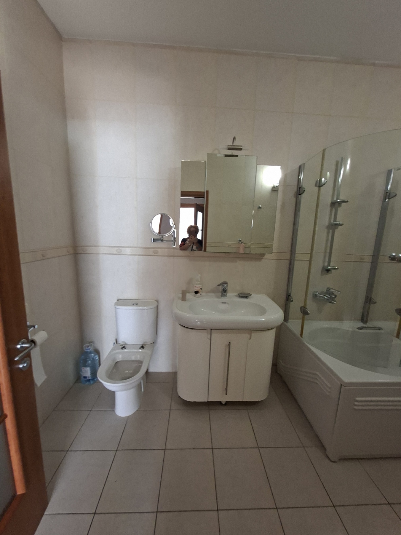 Аренда 3-комнатной квартиры 100 м², Отрадная ул.