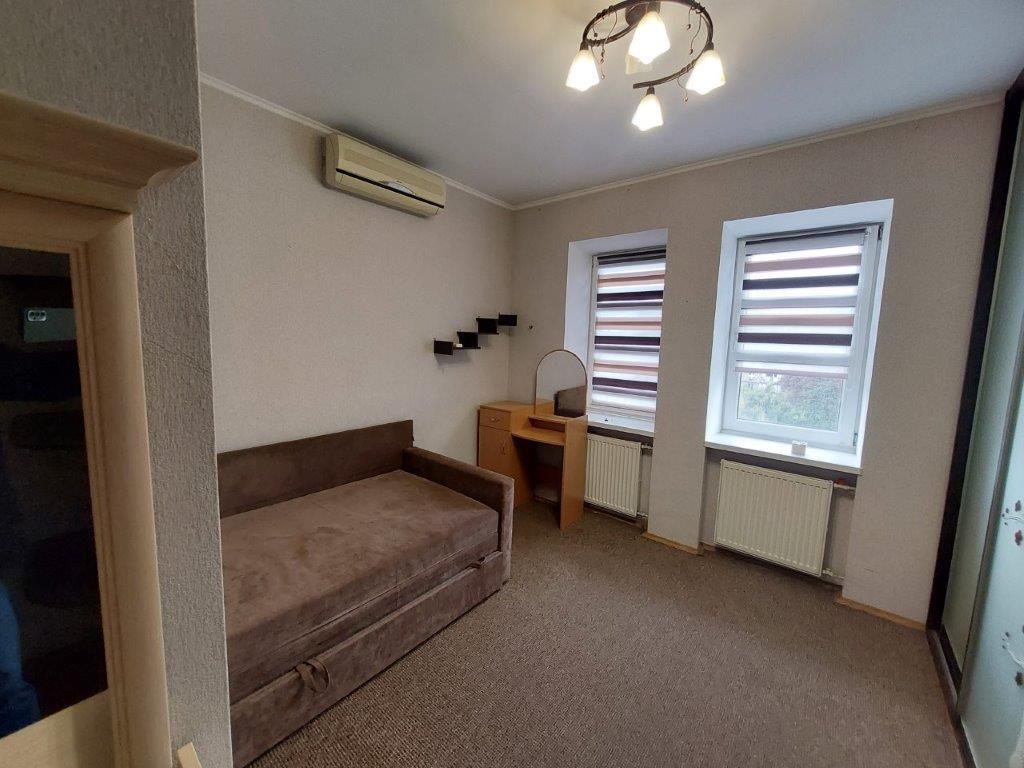 Аренда 3-комнатной квартиры 75 м², Юрковская ул.