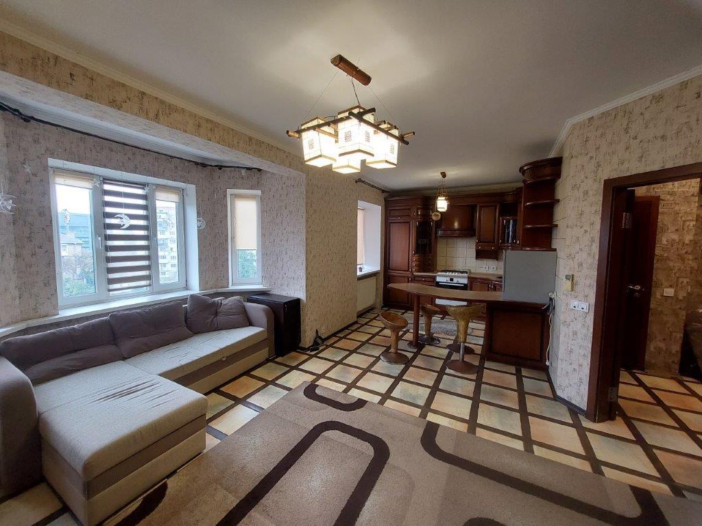 Аренда 3-комнатной квартиры 75 м², Юрковская ул.