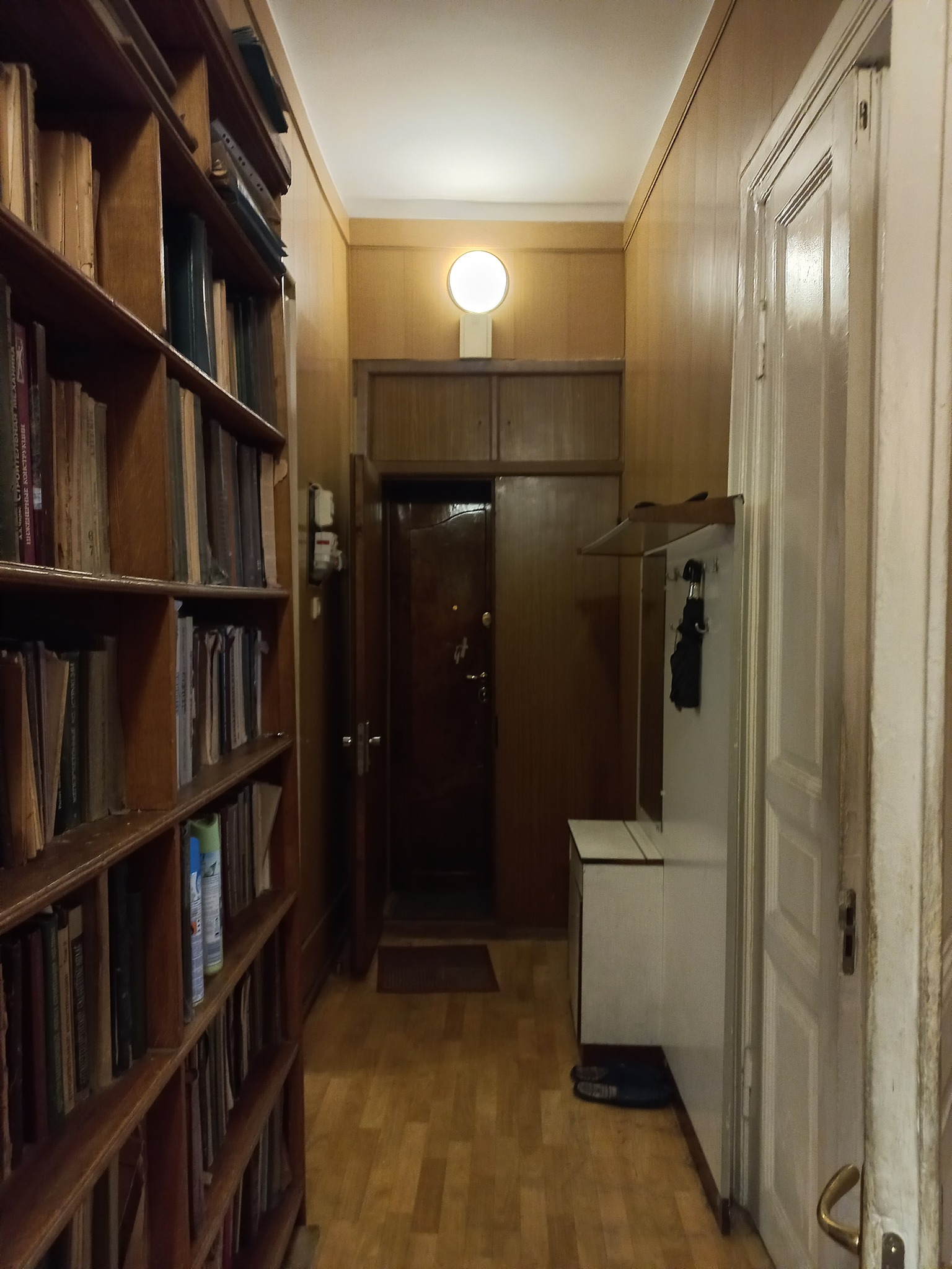Продажа 3-комнатной квартиры 65 м², Градоначальницкая ул.