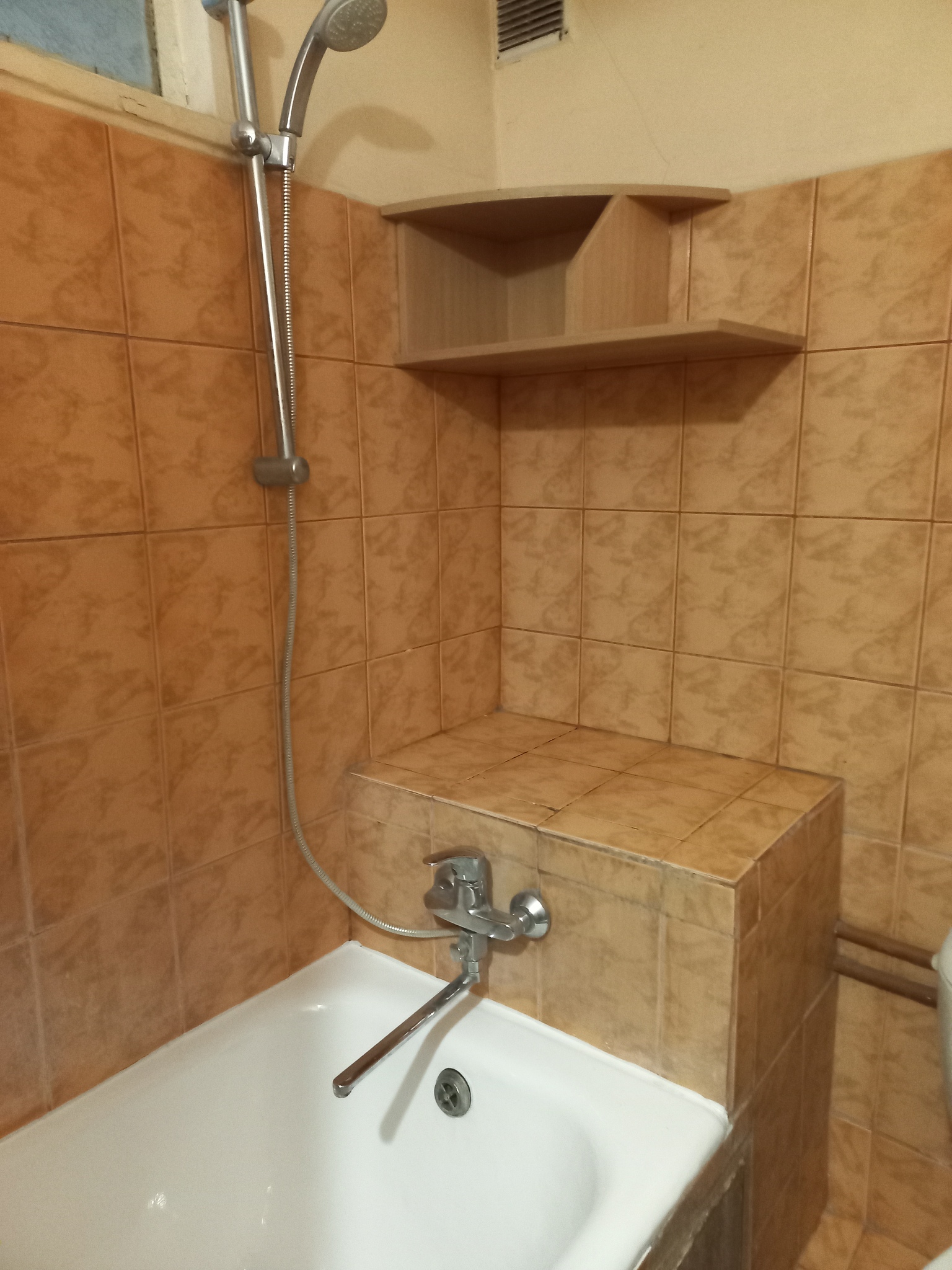 Продажа 3-комнатной квартиры 65 м², Градоначальницкая ул.