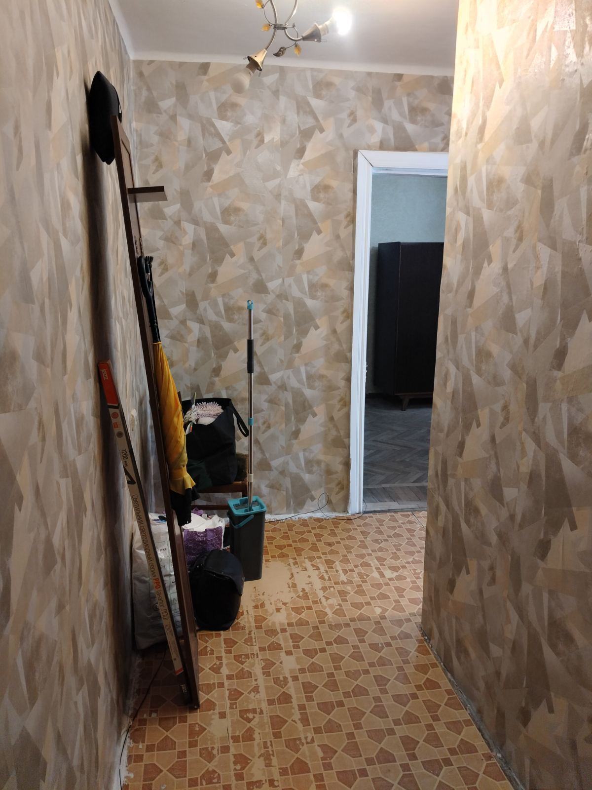 Продажа 2-комнатной квартиры 46 м², Семинарская ул.