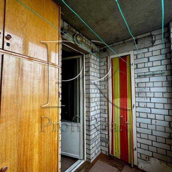 Продажа 1-комнатной квартиры 42 м², Василия Верховинца ул., 10