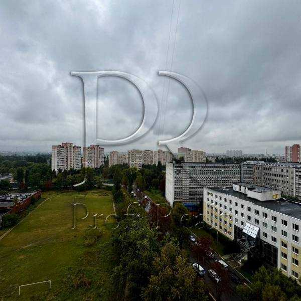 Продажа 1-комнатной квартиры 42 м², Василия Верховинца ул., 10