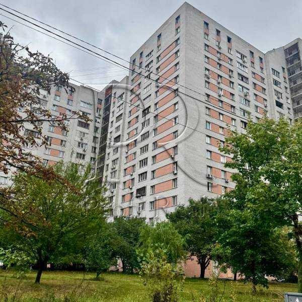Продажа 1-комнатной квартиры 42 м², Василия Верховинца ул., 10