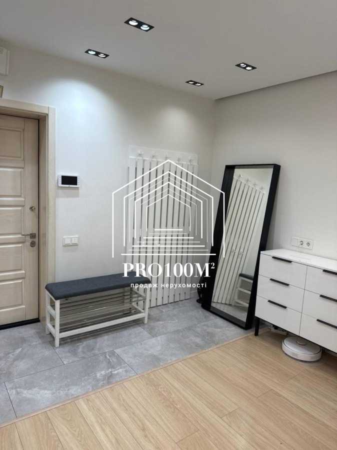 Продажа 2-комнатной квартиры 84 м², Валерия Лобановского просп., 4Б