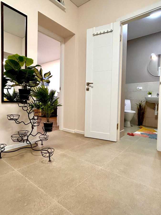 Продажа 2-комнатной квартиры 70 м², Чубинского ул., 8Б