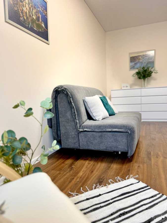 Продажа 2-комнатной квартиры 70 м², Чубинского ул., 8Б