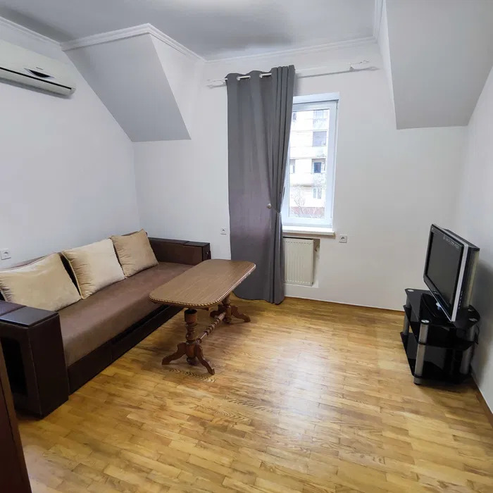 Оренда будинку 170 м², Котельникова вул.