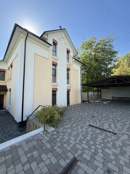 Аренда дома 350 м², Стратегическое шоссе