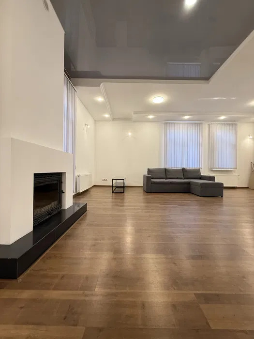 Аренда дома 350 м², Стратегическое шоссе