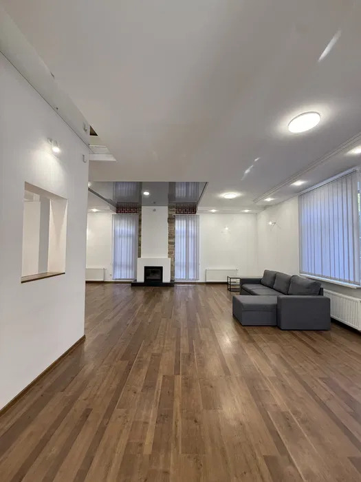 Аренда дома 350 м², Стратегическое шоссе