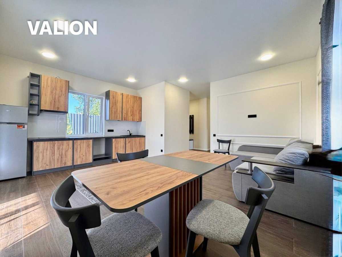 Продаж будинку 90 м², Центр