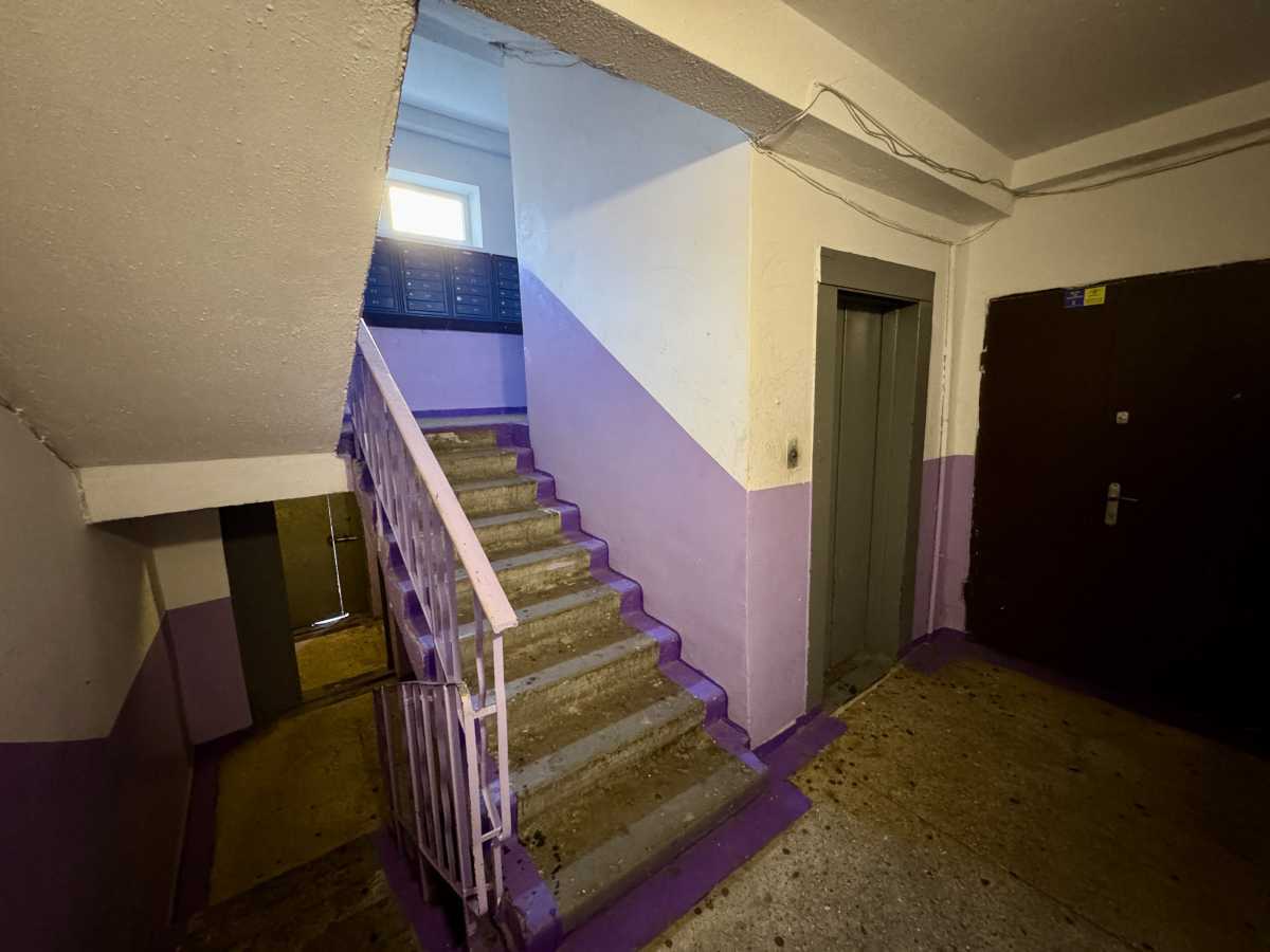 Продаж 3-кімнатної квартири 69 м², Прилужна вул., 10