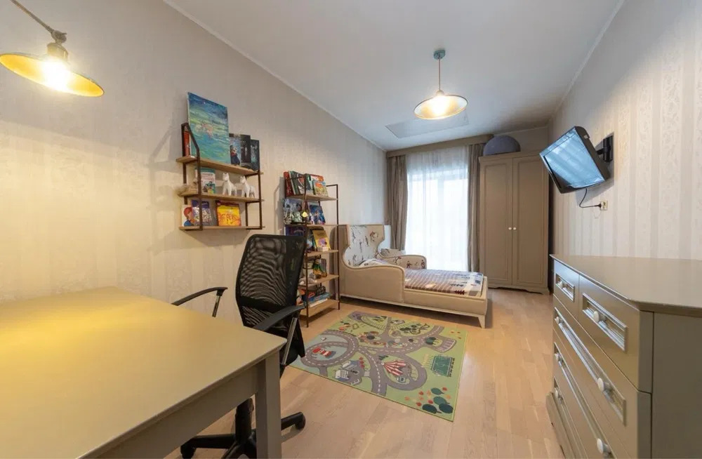 Аренда коттеджа 345 м², Белицкая ул.