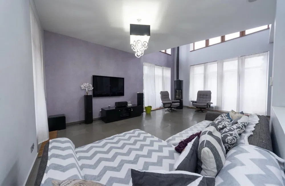 Аренда коттеджа 345 м², Белицкая ул.