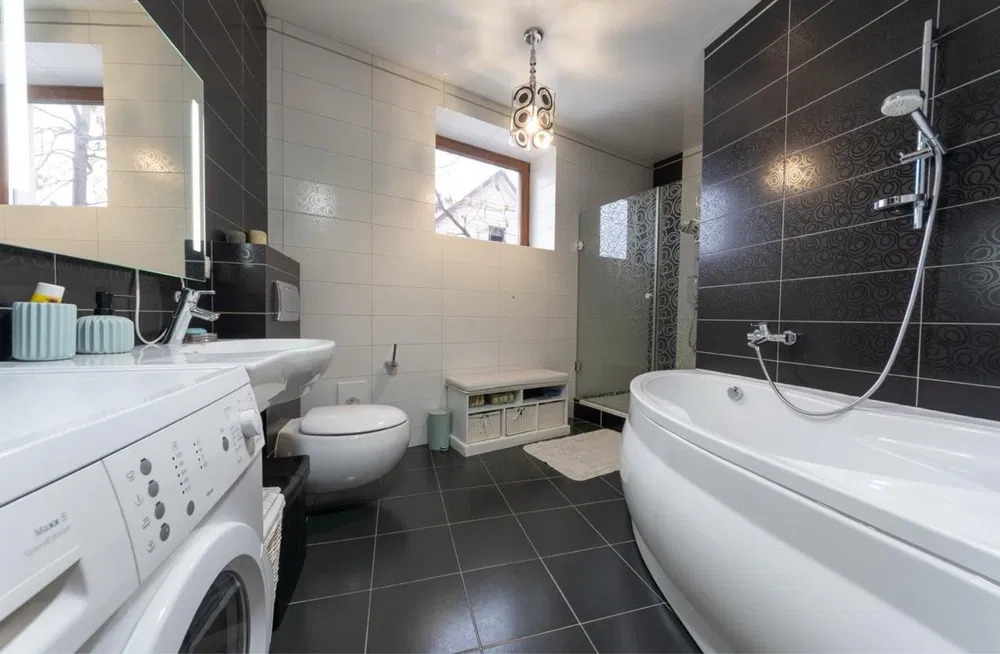 Аренда коттеджа 345 м², Белицкая ул.