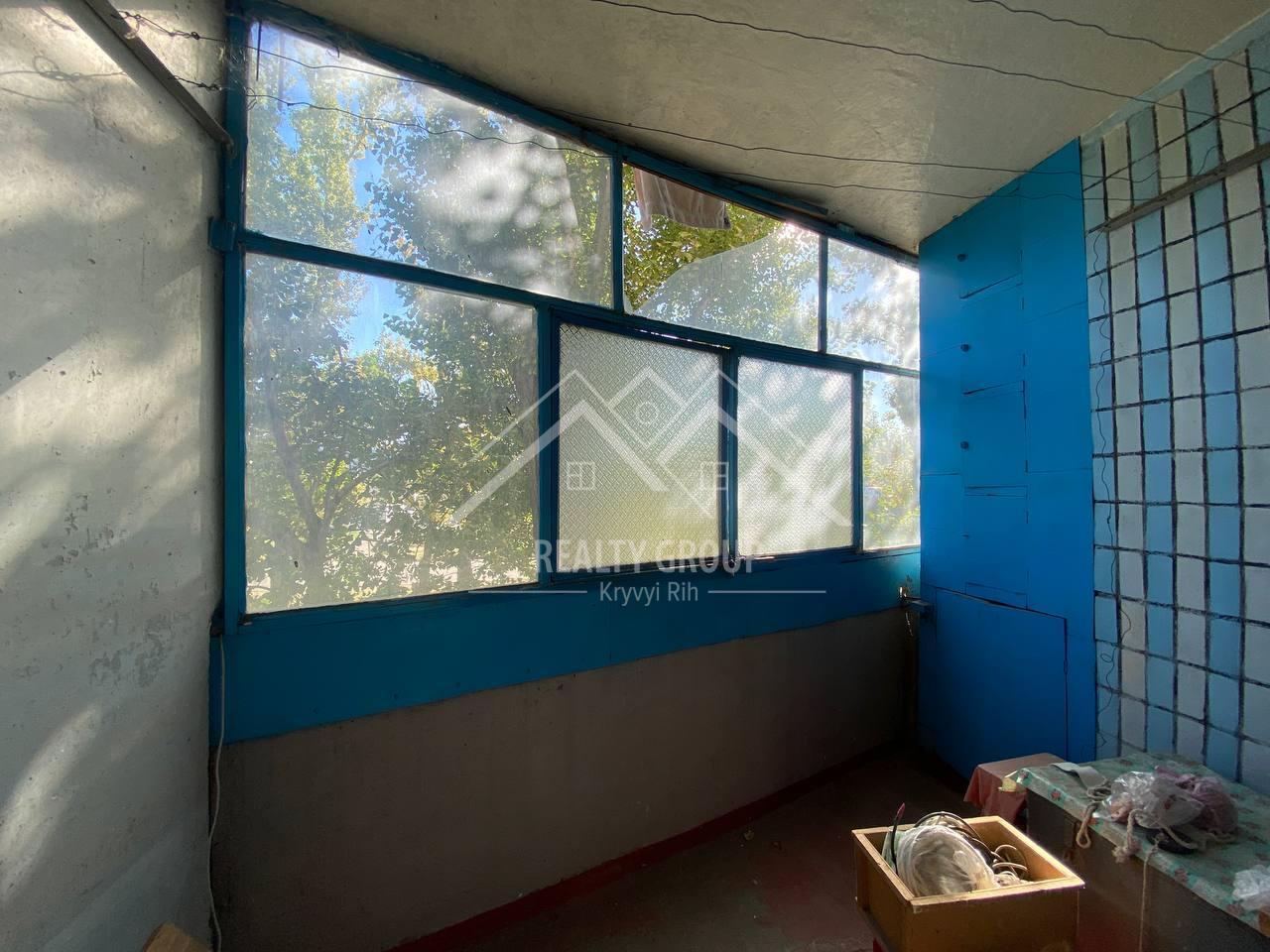 Продажа 3-комнатной квартиры 65 м², Вечерний бул.