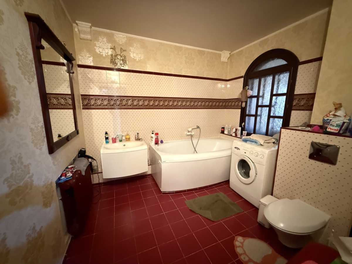 Продаж 3-кімнатної квартири 103 м², Анни Ахматової вул., 43