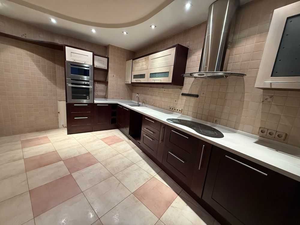 Продажа 4-комнатной квартиры 139 м², Митрополита Андрея Шептицкого ул.