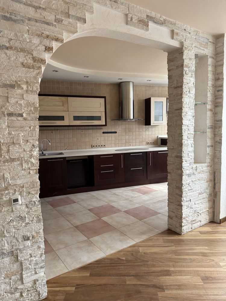 Продажа 4-комнатной квартиры 139 м², Митрополита Андрея Шептицкого ул.
