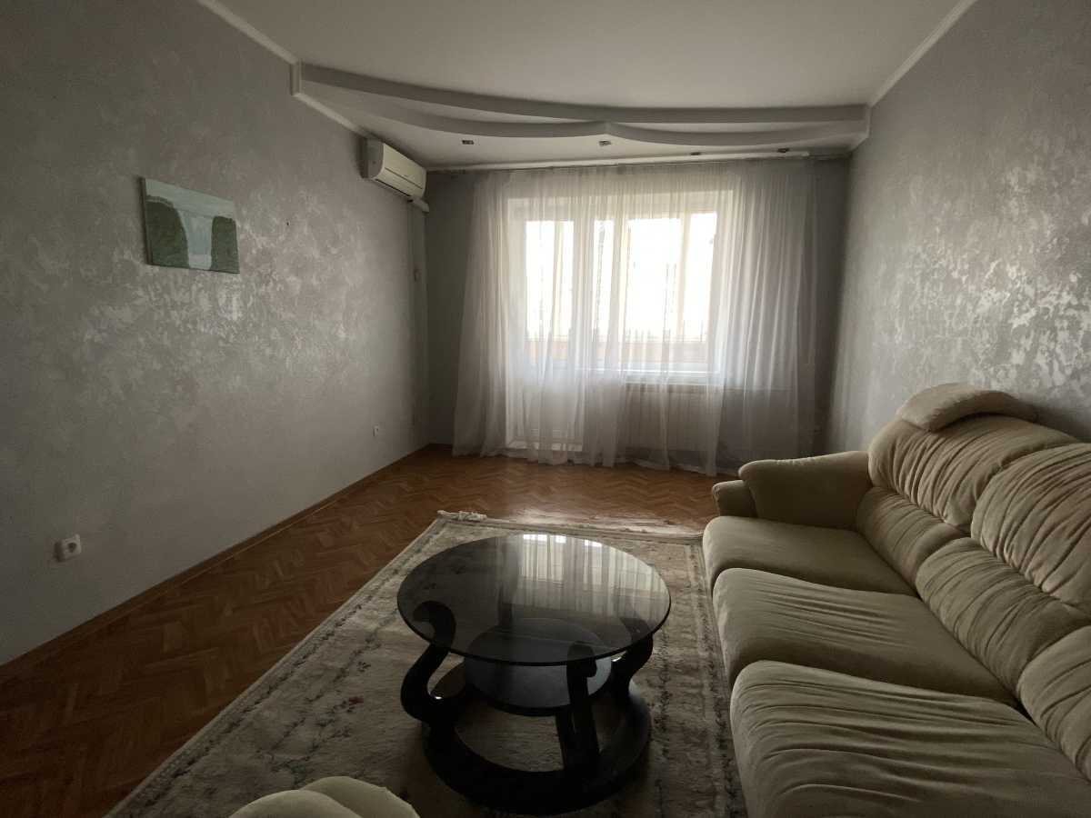 Аренда 3-комнатной квартиры 70 м², Владимира Маяковского просп., 40