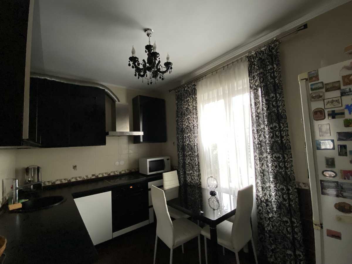 Аренда 3-комнатной квартиры 70 м², Владимира Маяковского просп., 40