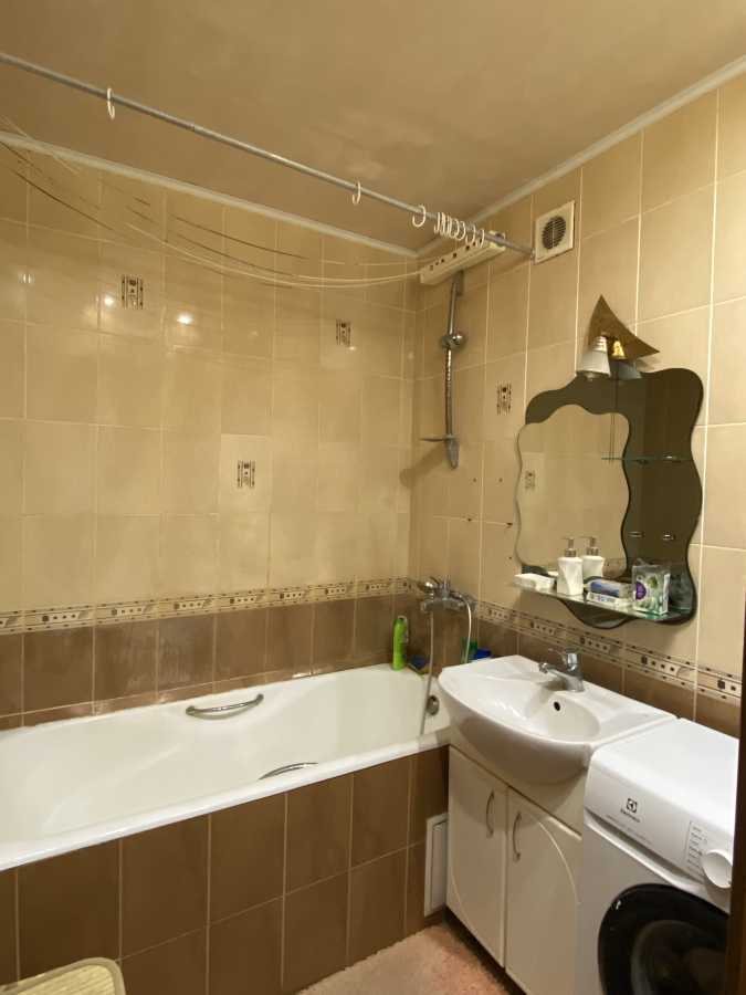 Аренда 3-комнатной квартиры 70 м², Владимира Маяковского просп., 40