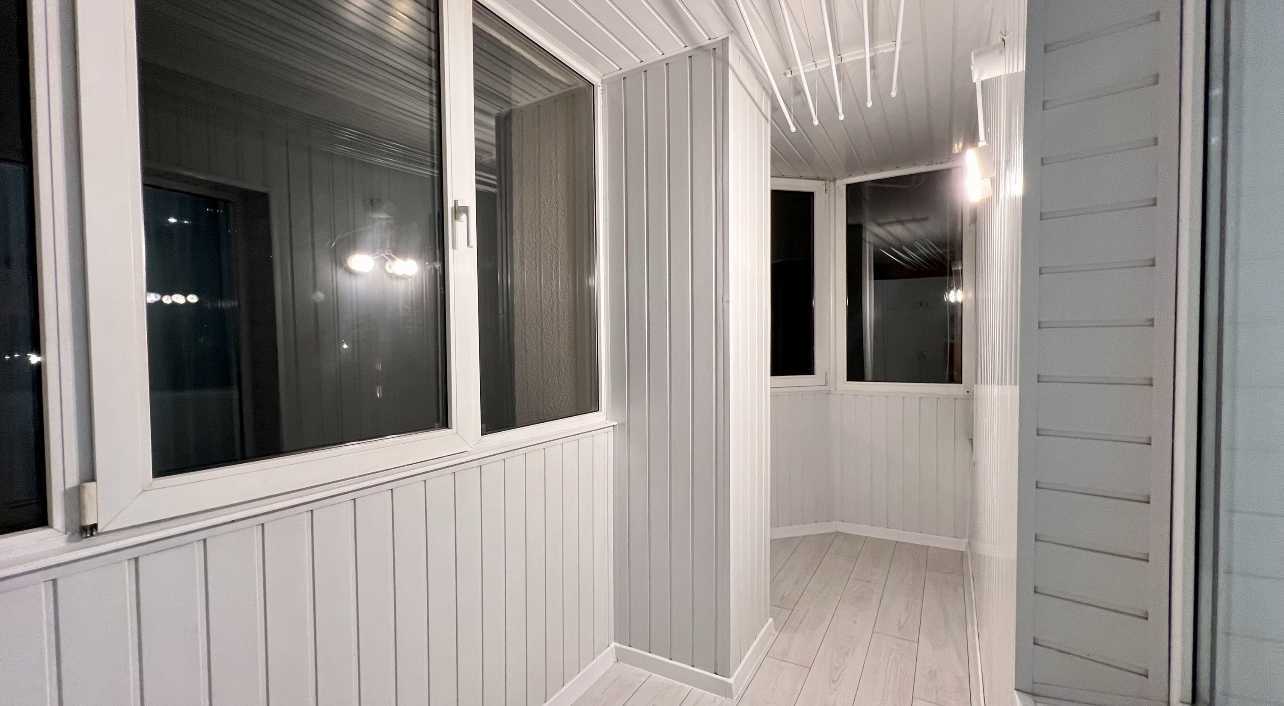 Аренда 4-комнатной квартиры 100 м², Школьный пер., 1А