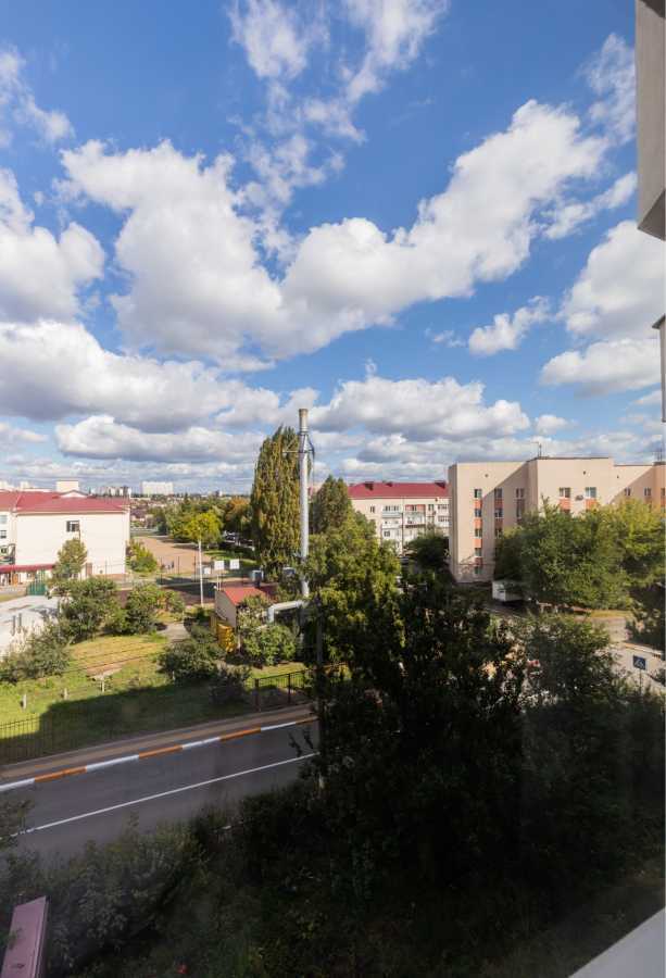 Аренда 4-комнатной квартиры 100 м², Школьный пер., 1А