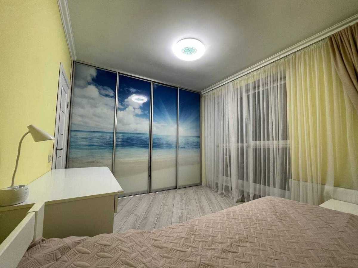 Продажа 2-комнатной квартиры 60 м², Вячеслава Черновола ул.