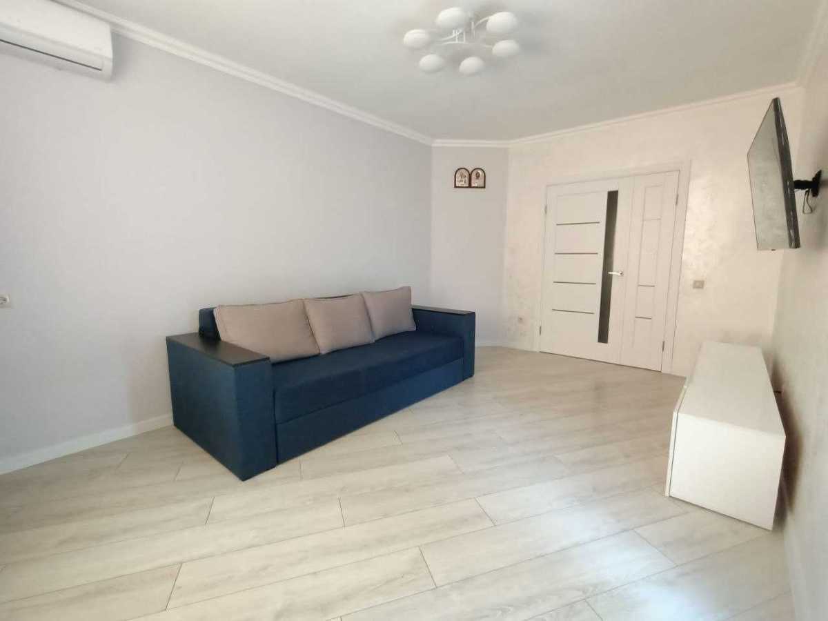 Продажа 2-комнатной квартиры 60 м², Вячеслава Черновола ул.