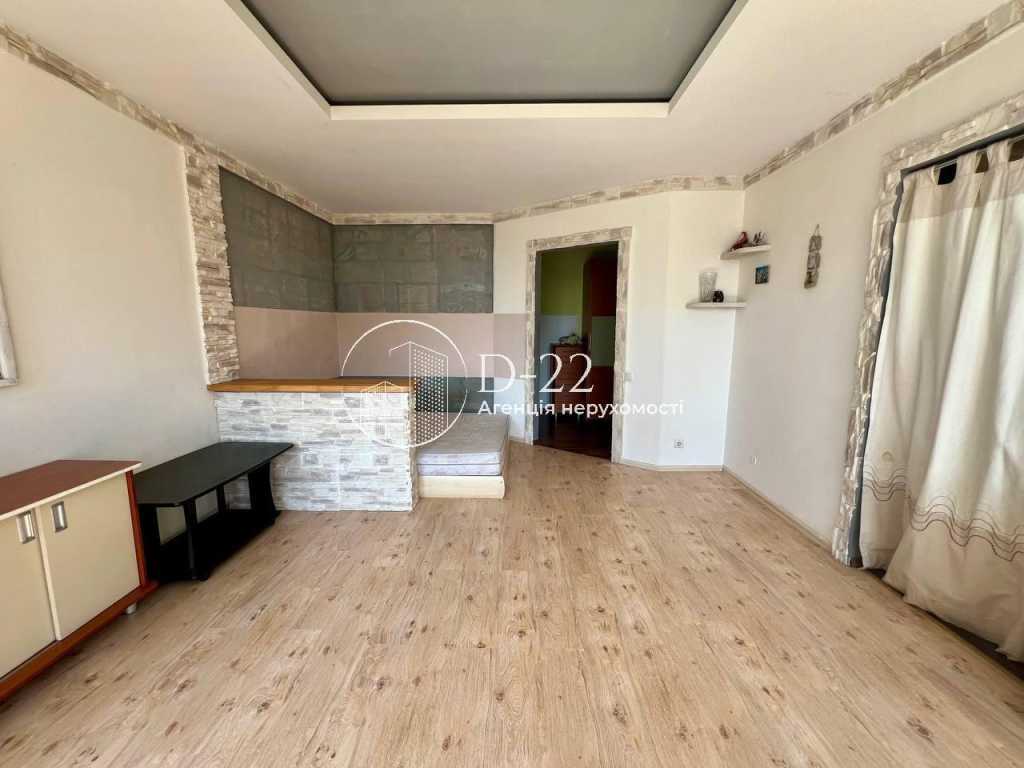 Продажа 3-комнатной квартиры 107.7 м², Василия Кричевского пер., Симоненко, 4